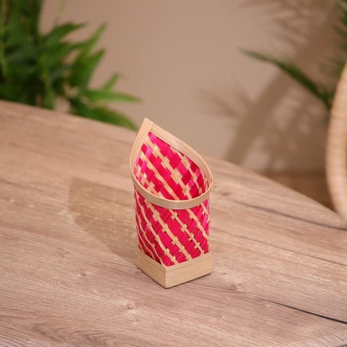 Салфетница плетёная, из бамбука 10×14×17 см