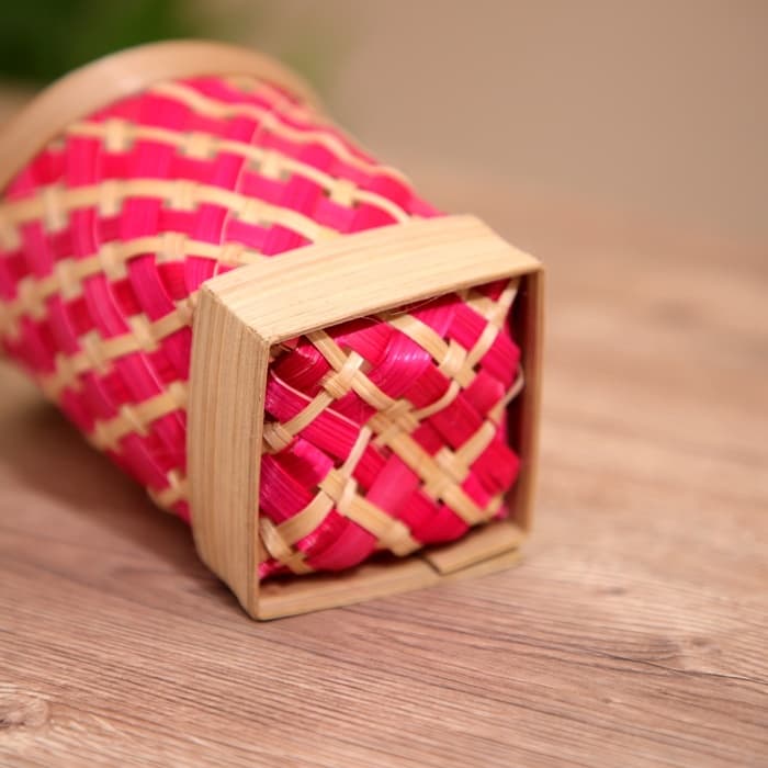 Салфетница плетёная, из бамбука 10×14×17 см