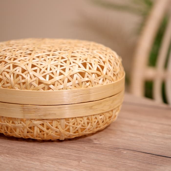 Шкатулка с крышкой плетёная, 20×20×11 см, бамбук