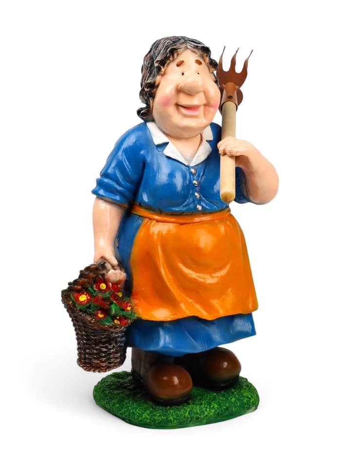 Садовая фигура из полистоуна «Баба с тяпкой», 63×23×27 см