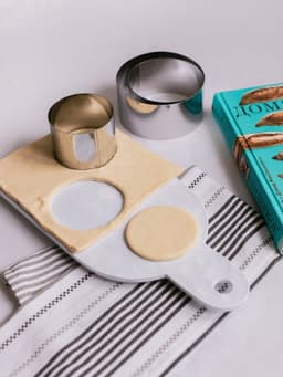 Доска разделочная «Белый Восток», 34.5×16.7×1.7 см, меламин, сервировочная, белая