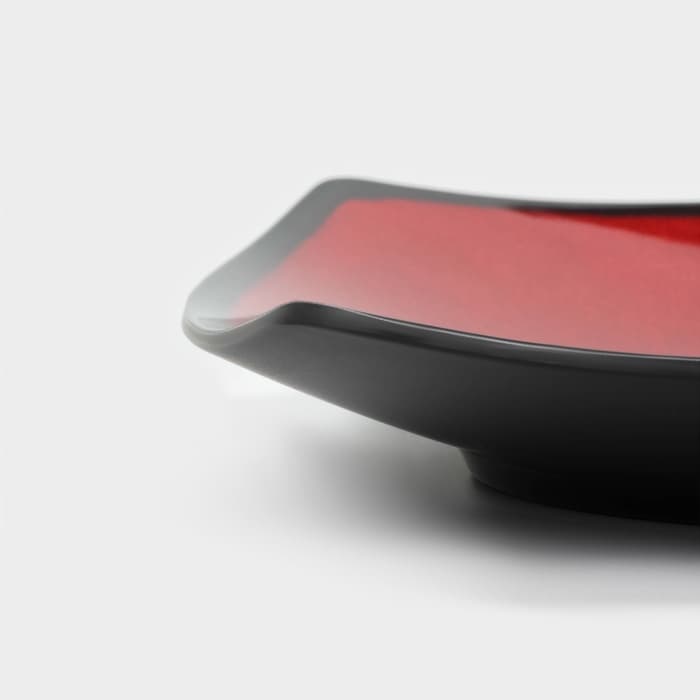 Блюдо сервировочное «Красный Восток», 27.5×3.5 см, пластик, чёрное