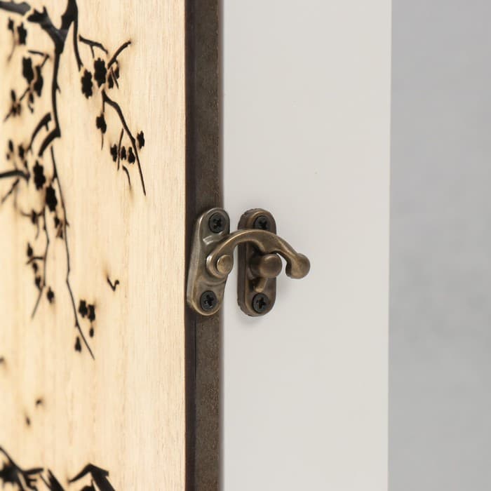 Ключница настенная «Сакура и самурай», дерево, 6 крючков, 26.5×20.8×6.3 см