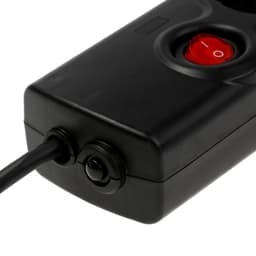 Сетевой фильтр Luazon Lighting, 5 розеток, 3 м, 3500 Вт, 3×1 мм2, 16 A, 220 В, c предохранителем, черный