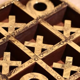 Игра настольная «Крестики-нолики», 13×13 см, дерево шишам, латунь