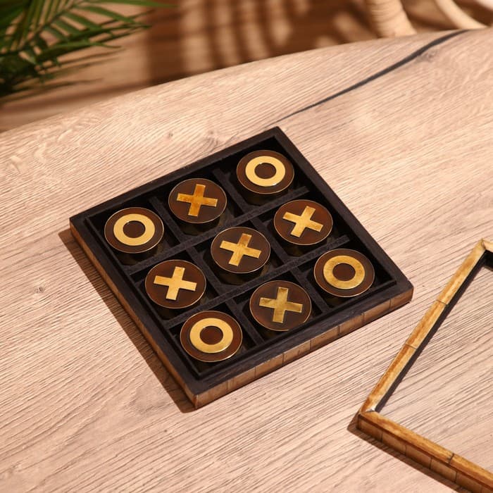 Игра настольная «Крестики-нолики», 16×16 см, полирезин, кость