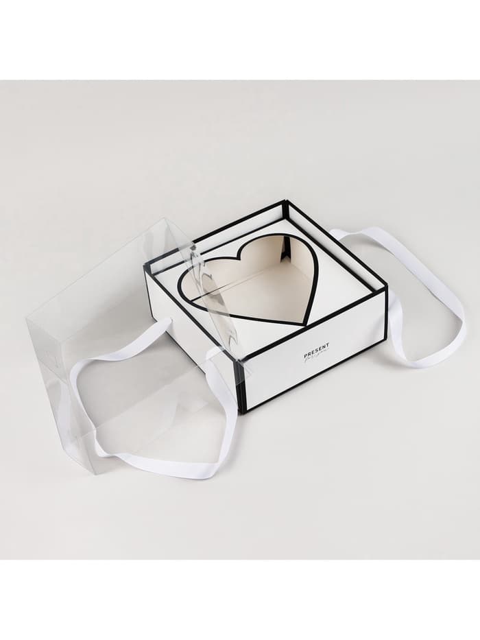 Коробка для цветов с фигурным вкладышем и пластиковой крышкой Present, 23.5×23.5×15 см