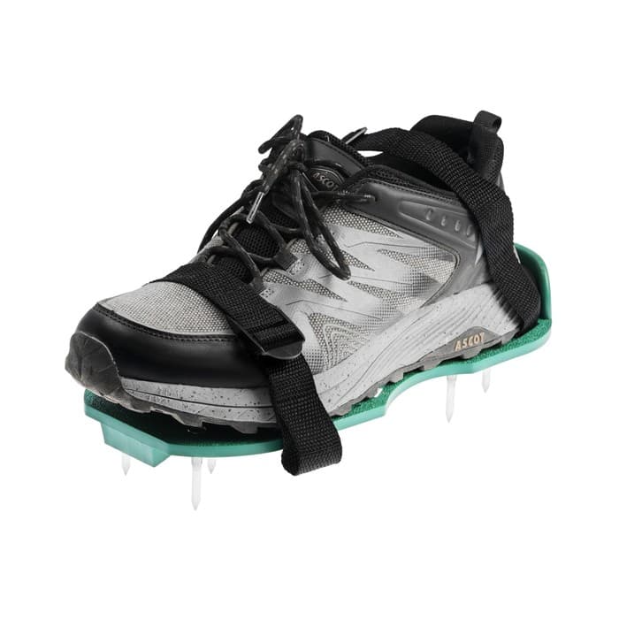 Подошвы ТУНДРА, шипованные, для наливного пола, 300×130 мм, длина шипа 42 мм, 2 шт.