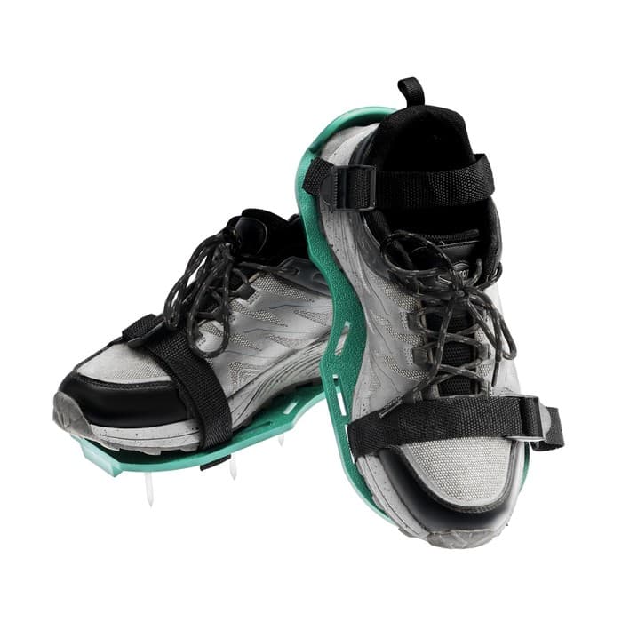 Подошвы ТУНДРА, шипованные, для наливного пола, 300×130 мм, длина шипа 42 мм, 2 шт.