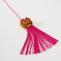 Подвеска текстиль, пластик «Китайский лев», ярко-розовая, 2×4×14 см
