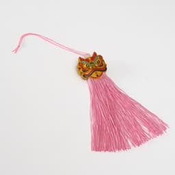 Подвеска текстиль, пластик «Китайский лев», розовая, 2×4×14 см