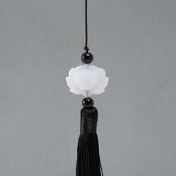 Подвеска текстиль, пластик «Кисть. Лотос», чёрная, 1.2×2.7×14.5 см