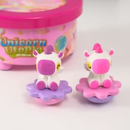 Сувенир музыкальный механический магнитный «Единороги», 12.2×12.2×11.5 см