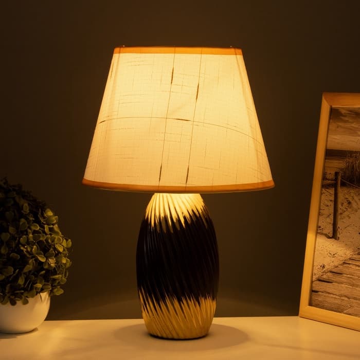 Лампа настольная «София» 1×40 Вт Е14 черный/золото 24×24×40 см