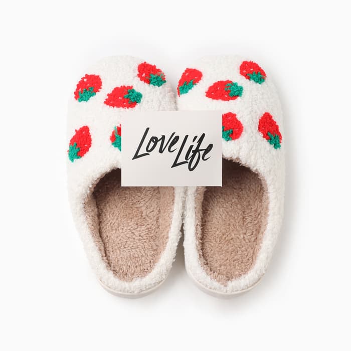 Тапочки женские закрытые LoveLife, размер 38-39, белые