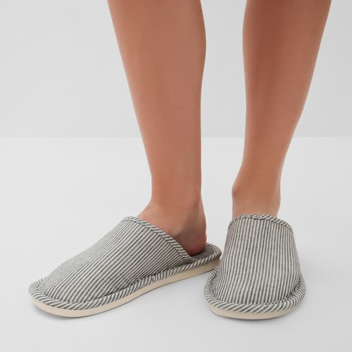 Тапочки женские закрытые LoveLife, размер 40-41, серые