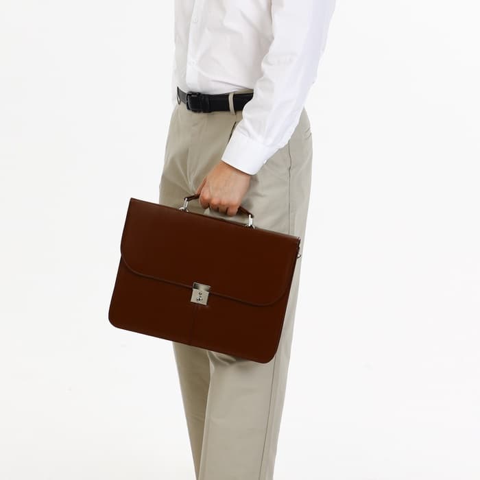 Портфель деловой мужской на клапане, 38×3.5×28 см, коричневая