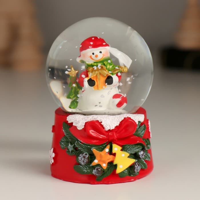 Снежный шар стеклянный «Новогодний персонаж с бантом, ёлочкой», 4.7×4.7×6.5 см, МИКС