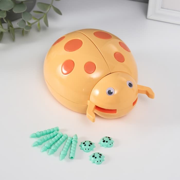 Шкатулка музыкальная механическая «Божья коровка», пластик, жёлтая, 12×15×8.5 см