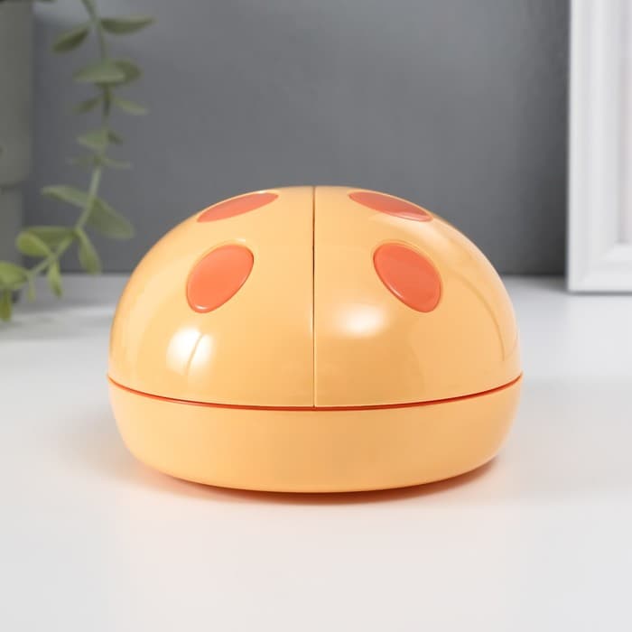 Шкатулка музыкальная механическая «Божья коровка», пластик, жёлтая, 12×15×8.5 см