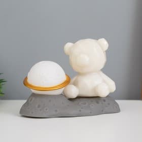 Фигурка световая RISALUX «Медвежонок у Сатурна», LED-ночник, 2 Вт, LR44, 5×8×13 см
