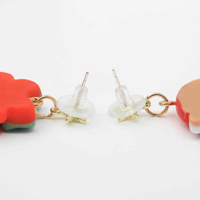 Серьги висячие «Новогодние» медведь с подарком, цветные в золоте