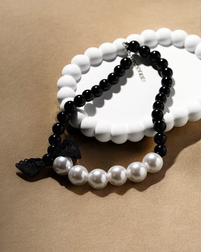 Бусы «Бантик», крупный жемчуг, шар №12-18, черно-белые, 41 см