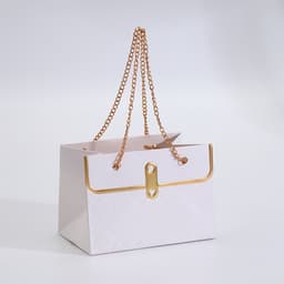 Пакет переноска для цветов, ручка цепь, «Белый», с золотым тиснением, 15×10.5×10 см