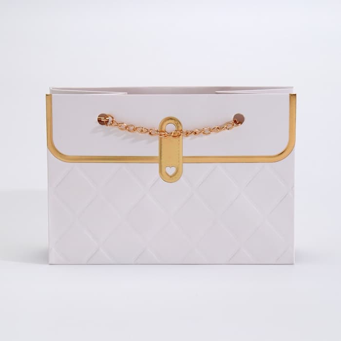 Пакет переноска для цветов, ручка цепь, «Белый», с золотым тиснением, 15×10.5×10 см