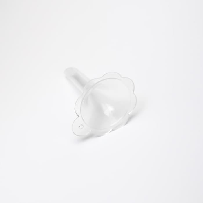 Бутылочка для вскармливания, 100 мл, с мерной шкалой, соска + воронка, пластик, розовая