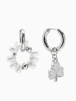 Серьги со съёмным элементом «Трансформер», клевер-сердце, бело-бежевые в серебре