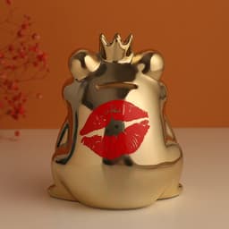 Копилка для денег «Золотая лягушка: Кинь монетку - поцелую». керамика, 12×10.5×15 см