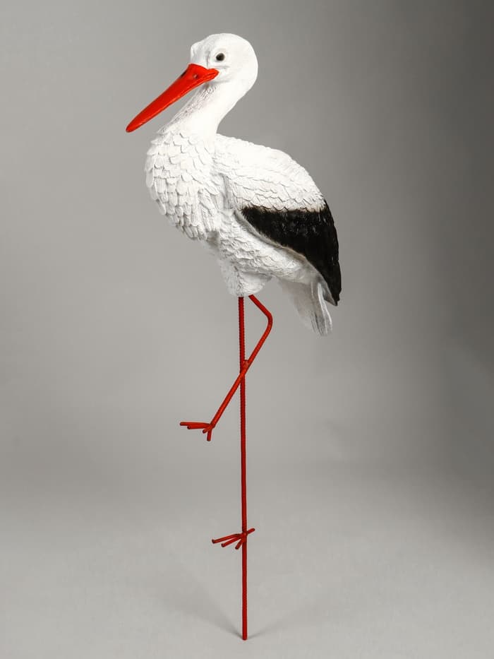 Садовая фигура из полистоуна «Аист с грудкой», 110×60×23 см
