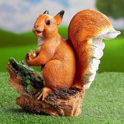 Садовая фигура из полистоуна «Белочка с орешком на пне», 25×12×23 см