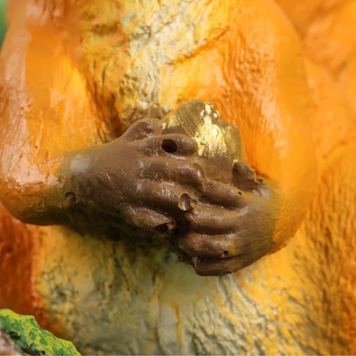 Садовая фигура из полистоуна «Белочка с орешком на пне», 25×12×23 см