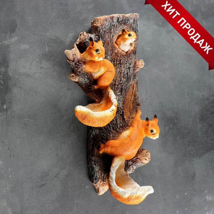 Садовая фигура из полистоуна «Навесные Белки поилки на дереве», подвесная, 60×33×17 см