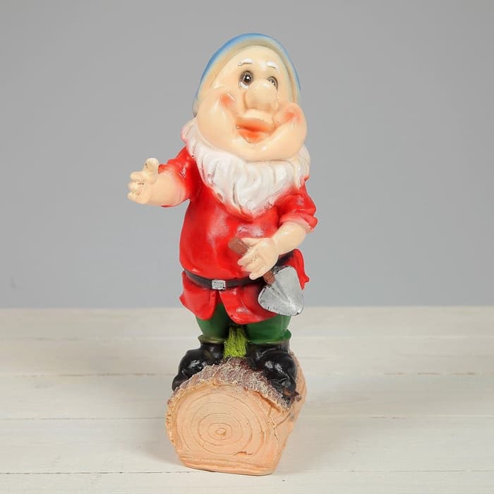 Садовая фигура из полистоуна «Гномик с лопатой», 15×12×30 см