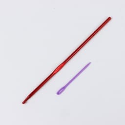 Набор для вязания крючком. Амигуруми: мягкая игрушка своими руками «Зайка Эми», 18 см