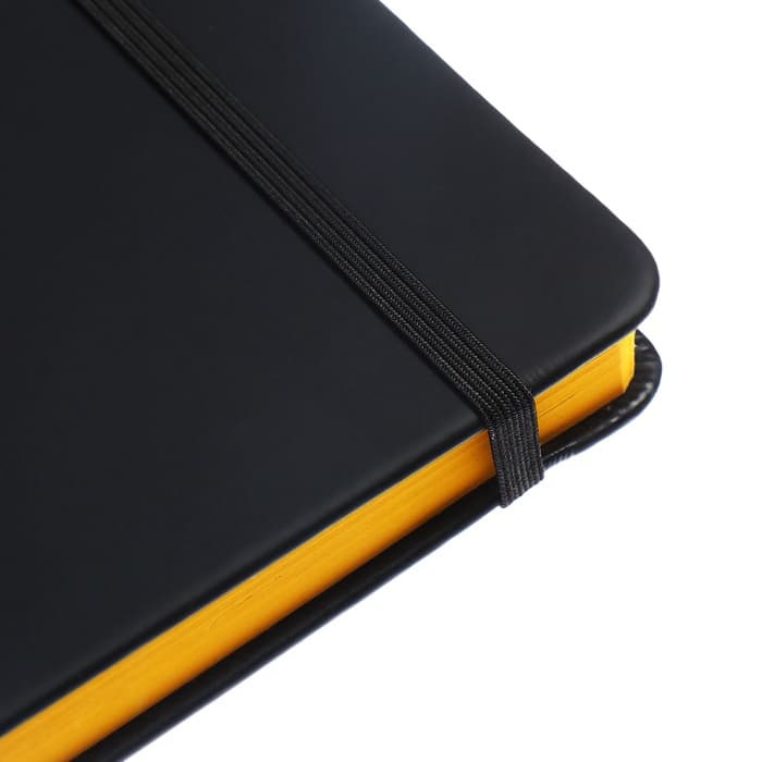 Ежедневник недатированный A5, 140 л, клетка, кожзам, на резинке, желтый срез, Черный