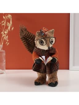 Фигурка «Белочка в очках с книжкой», 16×15×23 см