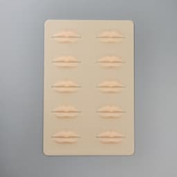 Искусственная кожа для тату и татуажа губ, 24.5×15 см, бежевая
