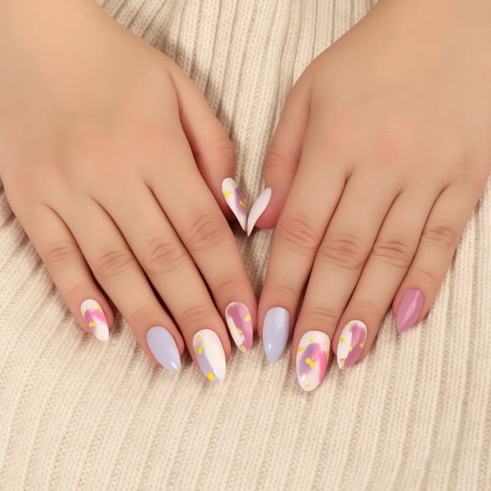 Накладные ногти «Пятнышки», 12 шт., с клеевыми пластинами, форма миндаль, разноцветные