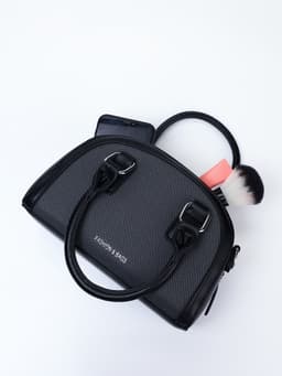 Сумка женская саквояж на молнии, 22×7×14 см, чёрная