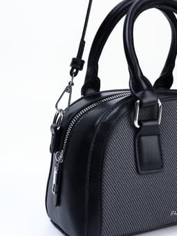 Сумка женская саквояж на молнии, 22×7×14 см, чёрная