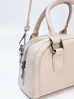 Сумка женская саквояж на молнии, 22×7×14 см, белая