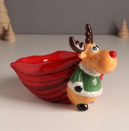 Фигурка - подставка для мелочей керамика «Лось в зелёной шубе с большим красным мешком», 12.5×19.1×13.1 см