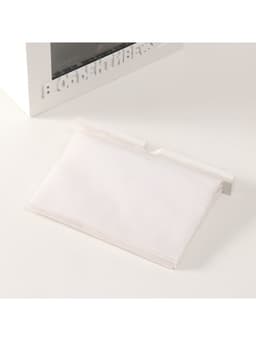 Фотоархив на 96 фото 10×15 см с фоторамкой 10×15 см «В объективе», белый, 20×15×12 см