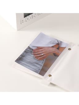 Фотоархив на 96 фото 10×15 см с фоторамкой 10×15 см «В объективе», белый, 20×15×12 см