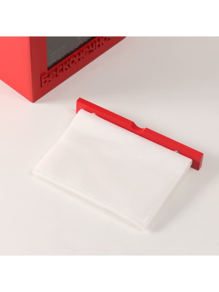 Фотоархив на 96 фото 10×15 см с фоторамкой 10×15 см «Бесконечно», красный, 20×15×12 см