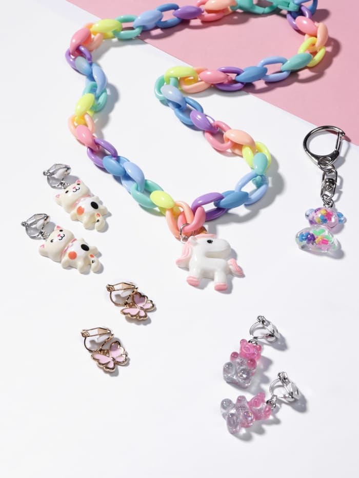 Набор детских украшений «Выбражулька. Сказка», 5 предметов: цепочка единорог, 3 пары клипс, брелок мишка